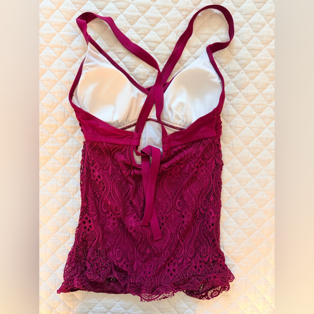 Red Lace Overlay Swim Suit - Picture 4 of 6